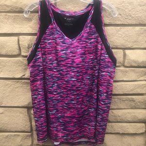 Workout top/tank